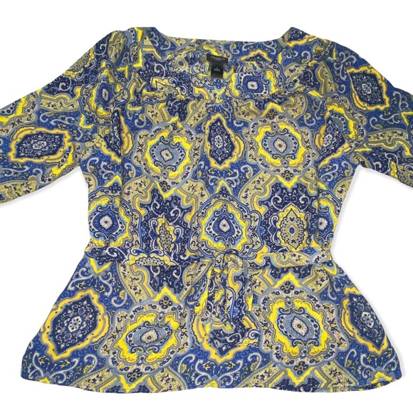 Ann Taylor Beautiful Moroccan Print Top with Sash Belt - Picture 5 of 5